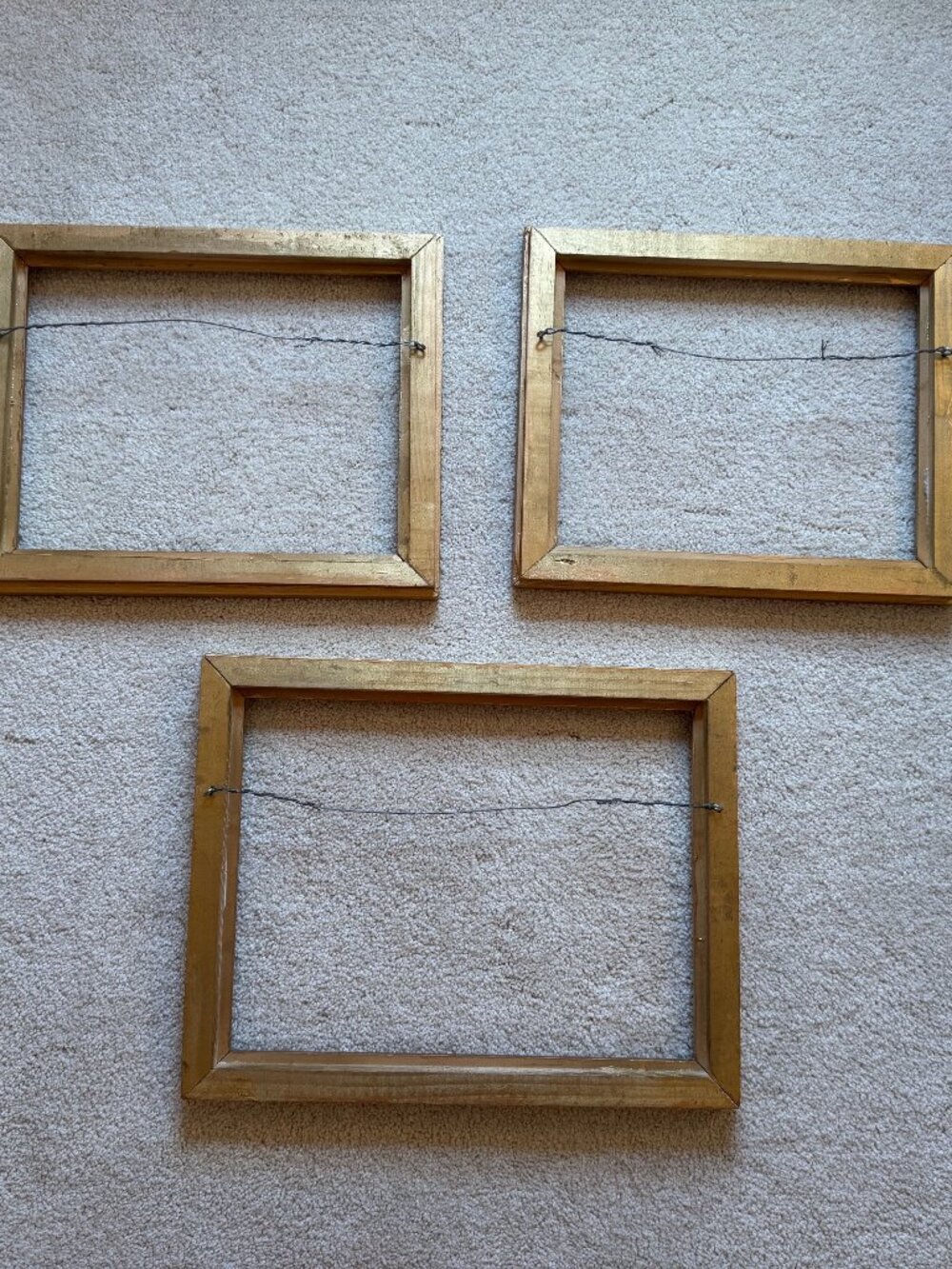 Set of 3 Gold Wood Frames - Picture 2 of 5